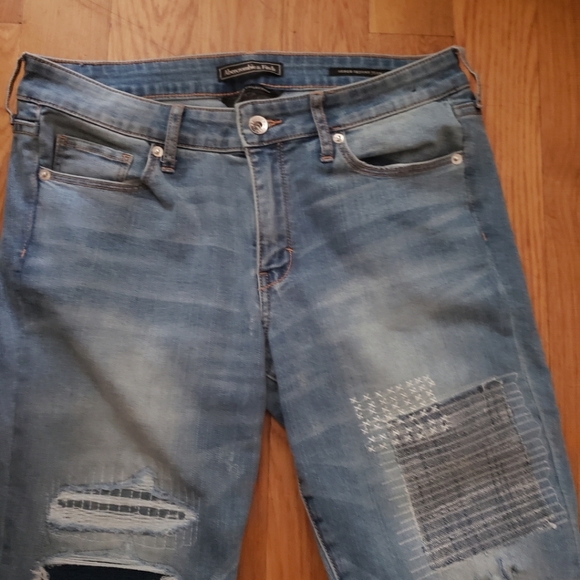 Abercrombie Jeans - Picture 2 of 8